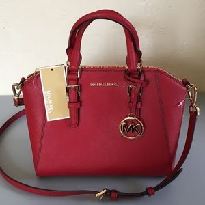 Michael Kors - NEW Ciara Med Lth Messenger in Red